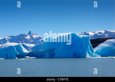 Eisberge am Upsala Gletscher, Lago Argentino, Nationalpark Los Glaciares, in der Nähe von El Calafate in Patagonien, Argentinien Stockfoto