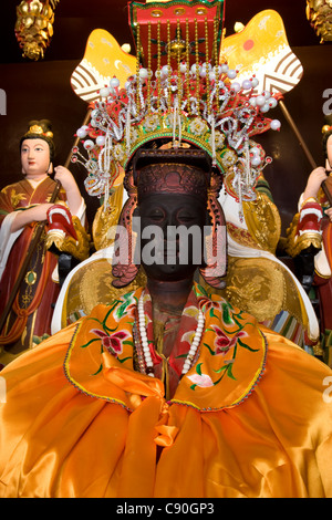 Thian Hock Keng Tempel Detail des Heiligtums von Ma Zu Wächter der Meere des Südens Stockfoto