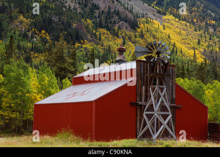 Scheune in der Nähe von Aspen, Rocky Mountains, Colorado, USA, Nordamerika, Amerika Stockfoto