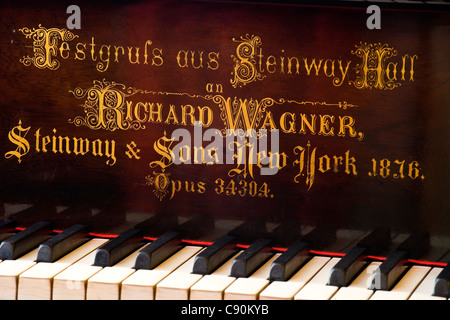Detail des Klaviers in Villa Wahnfried, die ehemalige Residenz von Richard Wagner (1813 – 1883), Bayreuth, Bayern, Deutschland, Europa Stockfoto