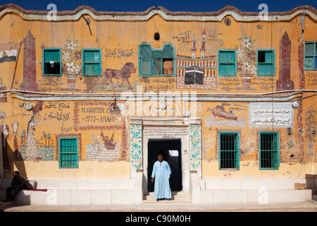 Nubische Haus, Luxor, ehemals Theben, Ägypten, Afrika Stockfoto