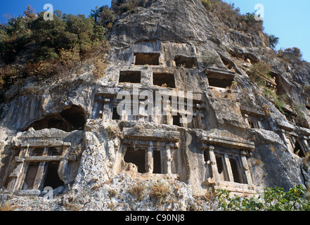 Einige der aufwendigsten Felsen gehauene Gräber gefunden in der Türkei sind diejenigen geschnitzt in Form eines Ionischen Tempel, das größte und Stockfoto