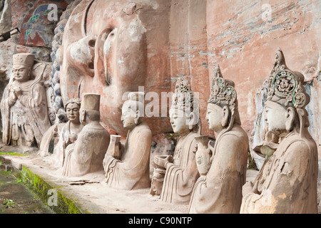 Buddhistischen Grotten von Dazu World Heritage Site, ein buddhistischer Mönch fing an Schnitzereien in den Felsen in das 11. Jahrhundert Mahayana Buddh zu tun Stockfoto