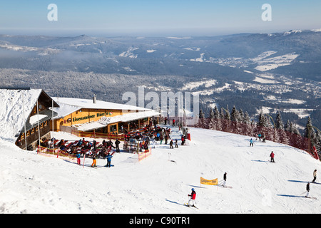 Restaurant Eisensteiner Huett'n in das Skigebiet großer Arber, Bayerischer Wald, Bayerisch Eisenstein, Bayern, Deutschland, E Stockfoto