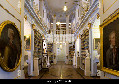 Dem historischen Rokoko Raum der Herzogin Anna Amalia Library, Weimar, Thüringen, Deutschland, Europa Stockfoto