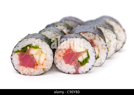 Japanisches Essen Roll isoliert auf weiss Stockfoto