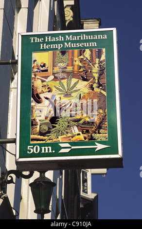 Melden Sie sich für das Hash Marihuana Hemp Museum in Amsterdam, Holland. Stockfoto