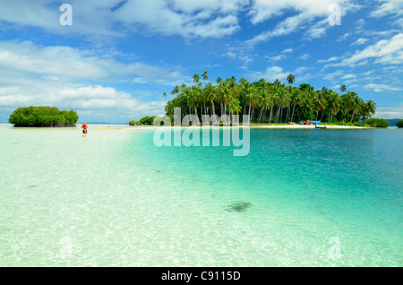 Paniki Insel, Raja Ampat Inseln in der Nähe von West-Papua, Indonesien im Korallen-Dreieck, Pazifischen Ozean. Stockfoto