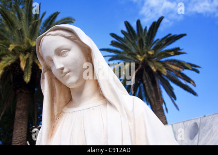 Basilika der Verkündigung Statue der Maria in Nazareth, Israel Stockfoto