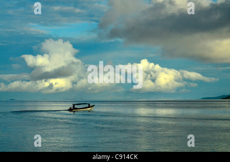 Raja Ampat Inseln von West-Papua im Pazifischen Ozean, Indonesien. Stockfoto