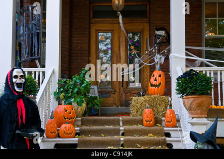 Haus dekoriert für Halloween Montreal Kanada Stockfoto