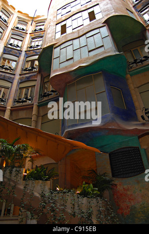 Atrium, Casa Mila (La Pedrera), Barcelona, Spanien Stockfoto