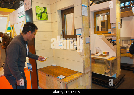 Paris, Frankreich, Batimat Construction Materials Trade Show, CNDB Holzisolierung Bauprodukte, ökologisches Bauen, Hauseffizienz europa Stockfoto