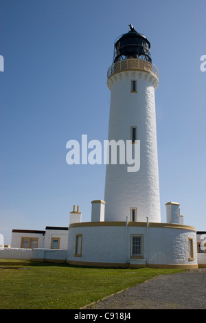 Es gibt ein großes Besucherzentrum am Mull of Galloway Leuchtturm an der Küste. Stockfoto