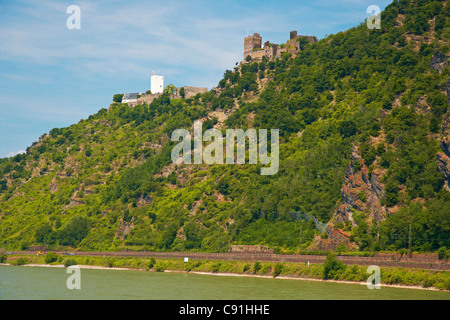 Friednly Brüder Sterrenberg Burg und Liebenstein Schloss Kamp-Bornhofen Schifffahrt auf dem Fluss Rhein Köln-Düsseldorfer Mitte Stockfoto