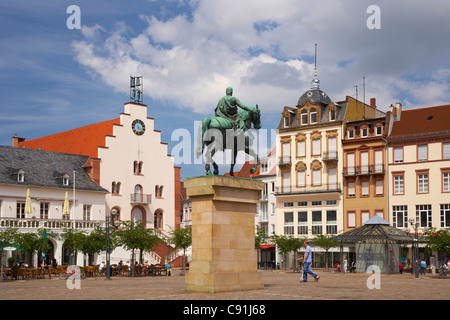 Landau, Rathausplatz, Zentrum, Suedliche Weinstraße, Deutsche Weinstraße, Pfalz, Rheinland-Pfalz, Deutschland, Europa Stockfoto