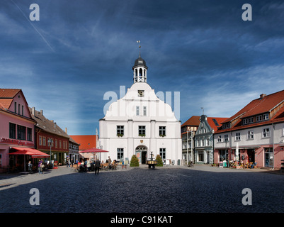 Rathaus am Rathausplatz, Wolgast, Mecklenburg-Western Pomerania, Deutschland Stockfoto