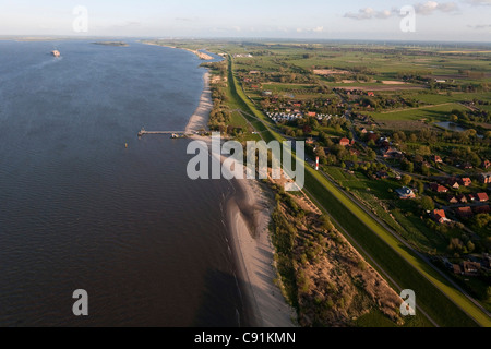 Luftaufnahmen von den Fluss Elbe, in der Nähe von Krautsand, Niedersachsen, Deutschland Stockfoto