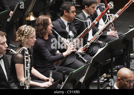 Winde-Abschnitt im Orchester Stockfoto