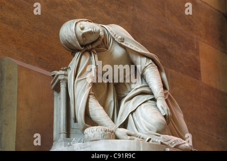 St. Ludmilla von Böhmen von Emanuel Max in Sankt-Veits-Dom auf der Prager Burg in Prag, Tschechien. Stockfoto