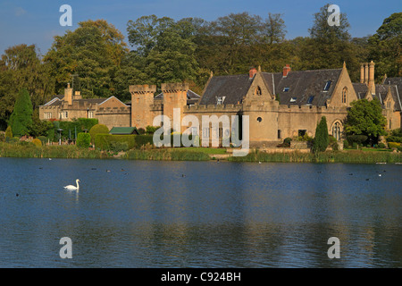 Newstead Abbey Torhaus. Die mittelalterliche Abtei ist bekannt für seine Assoziationen mit Lord Byron. Stockfoto