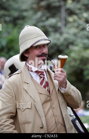 Der schrullige jährliche Chap-Olympiade statt an einem Sommerwochenende in Bedford Square Gardens in Bloomsbury, London, England Stockfoto