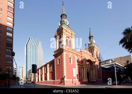 Chile, Santiago, Basilika y Museo De La Merced, Fassade der Basilika Stockfoto