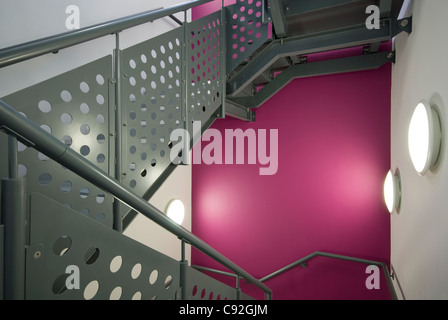 Metall Büro Treppe Stockfoto