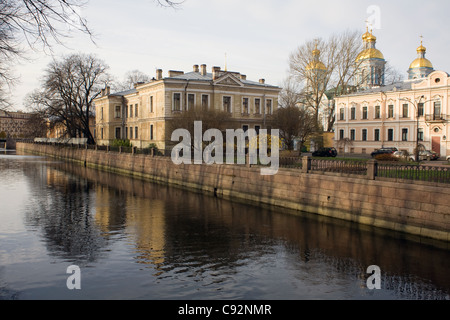 St. Nikolaus Marine Kathedrale und Griboyedov Canal, Sankt Petersburg, Russland. Stockfoto