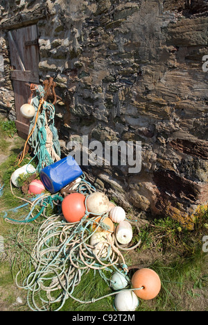Es gibt viele kleine Fischerdörfer in Devon und Cornwall, die noch den traditionelle Methoden des Fischfangs Hope Cove in Devon ist Stockfoto