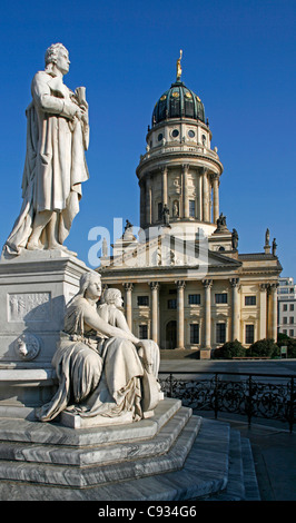 Der Gendarmenmarkt ist ein Platz in Berlin, und das Konzerthaus und der französischen und deutschen Kathedralen. Deutschland. Stockfoto