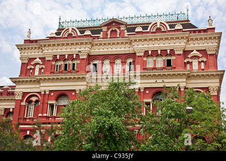 Das schöne Gebäude der Schriftsteller in der BBD Bagh Bezirk von Kolkata wurde 1780 für Angestellte von der East India Company gebaut. Stockfoto