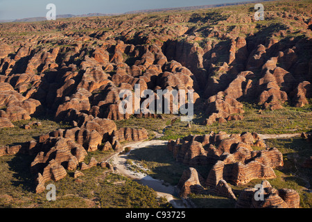 "Bienenstöcke", Bungle Bungles, Piccaninny Creek, Purnululu National Park, Kimberley Region, Western Australia, Australien - Antenne Stockfoto