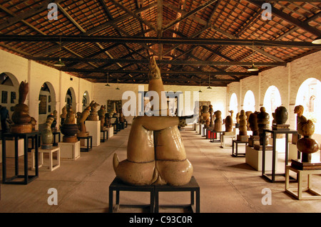 Keramik-Skulptur von Francisco Brennand in der Nähe von Recife Stockfoto