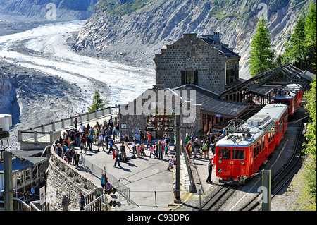 Historische Eisenbahn: le train du Montenvers, Chamonix, Frankreich. Stockfoto