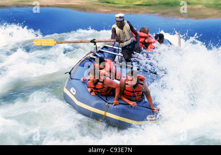 White Water rafting auf dem Sambesi-Fluss zwischen Simbabwe und Sambia Stockfoto