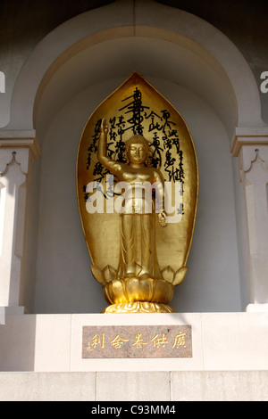 Buddha-Statue Buddhist Peace Pagoda Battersea Park London Stockfoto