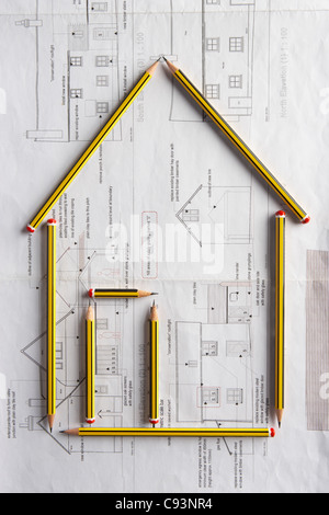 Architekturzeichnung und Bleistifte Stockfoto