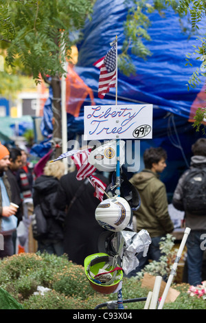 Occupy Wall Street Demonstranten kampieren in Liberty Square New York City Stockfoto