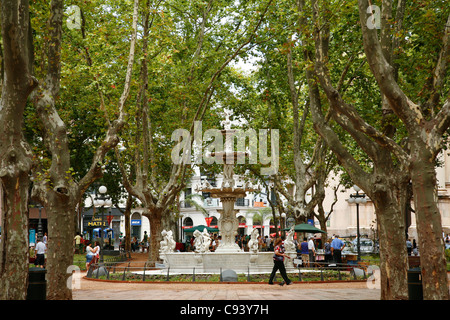 Plaza De La Constitucion auch bekannt als Plaza Matriz ist der älteste Platz in der Altstadt. Montevideo, Uruguay. Stockfoto