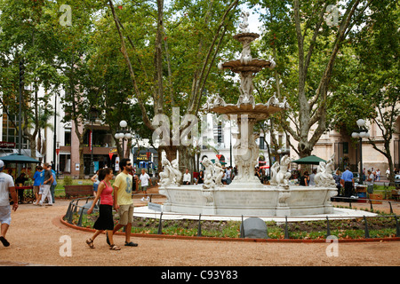 Plaza De La Constitucion auch bekannt als Plaza Matriz ist der älteste Platz in der Altstadt. Montevideo, Uruguay. Stockfoto