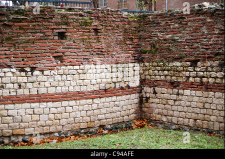 Bastion der römischen Mauern, Place Saint Jacques, Toulouse, Haute-Garonne, Midi - Pyréneés, Occitanie, Frankreich Stockfoto