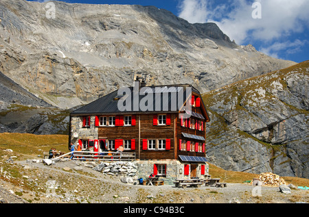 Berghütte Laemmerenhuette der Swiss Alpine Club, Schweiz Stockfoto