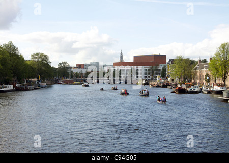 Amsterdam Amstel Fluss und Boote Stockfoto