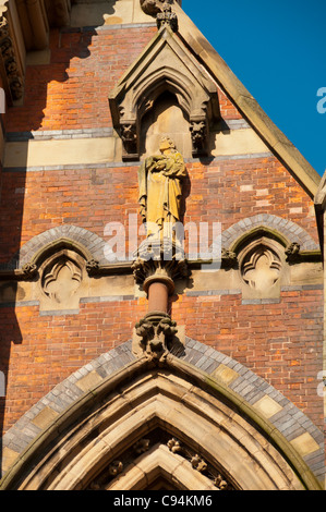 Detail aus Gorton Kloster oder "Kirche und Kloster des Heiligen Franziskus".  E.w. Pugin, 1872.  Gorton, Manchester, England, UK Stockfoto