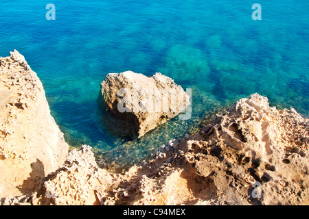 Kann Marroig in Formentera Balearic hohe Inselansicht türkisblauen Mittelmeer Stockfoto