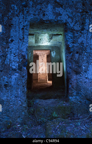 Etruskische Grab in Art und Weise der Unterwelt in der Nekropole Banditaccia, Cerveteri, Italien Stockfoto