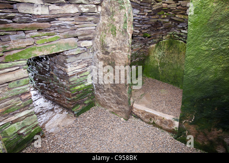 Unstan gekammert Cairn ist ein Steinzeit-Grabhügel in der Nähe von Stenness auf Orkney Festland. Stockfoto