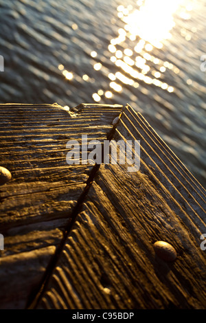 Abstrakte Ozean Szene mit Sonnenlicht Stockfoto