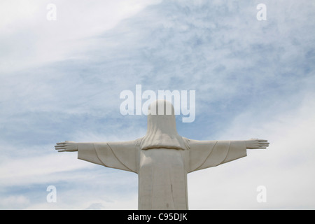 Der Christus der Ozarks Statue von hinten gesehen. Stockfoto